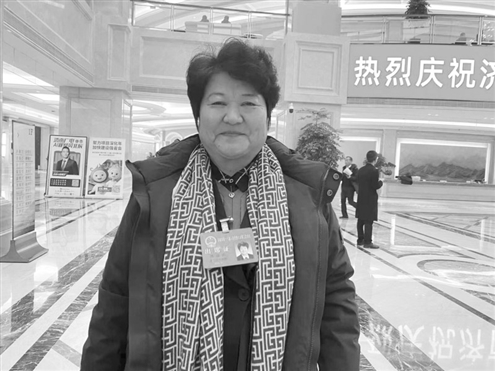 济南市人大代表、章丘区双山街道三涧溪村党委书记高淑贞接受本报专访